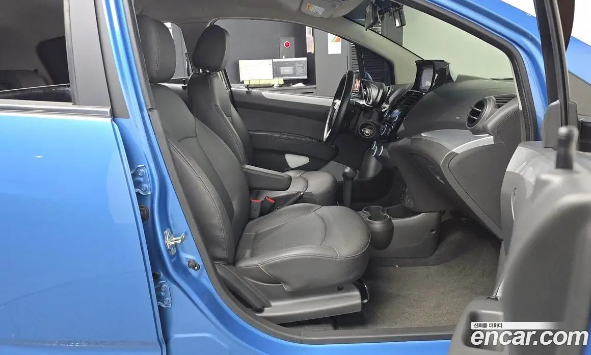 Chevrolet Spark 2014 1.0 автомат (гидро), фото 15