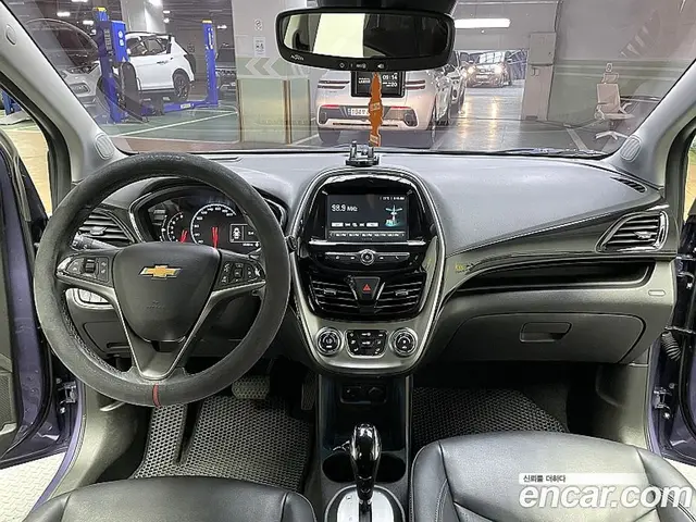 Chevrolet Spark 2015 1.0 автомат (гидро), миниатюра 7
