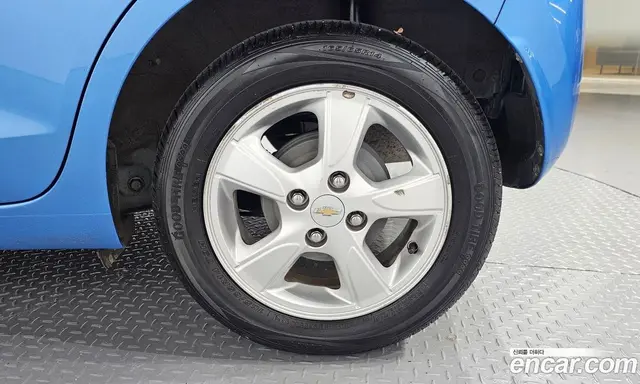 Chevrolet Spark 2016 1.0 автомат (гидро), миниатюра 7
