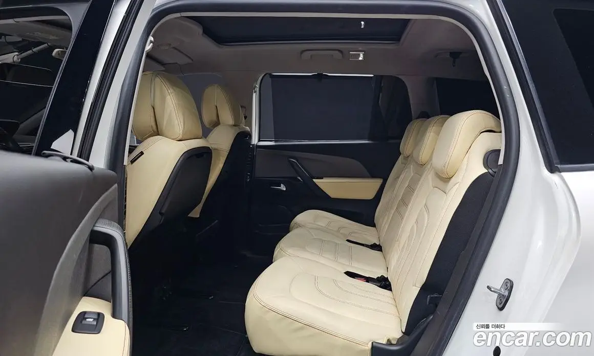 Citroen C4 Picasso 2015 1.6 автомат (гидро), фото 12