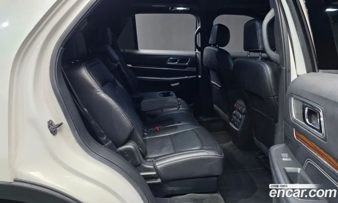 Ford Explorer 2017 3.5 автомат (гидро), фото 12