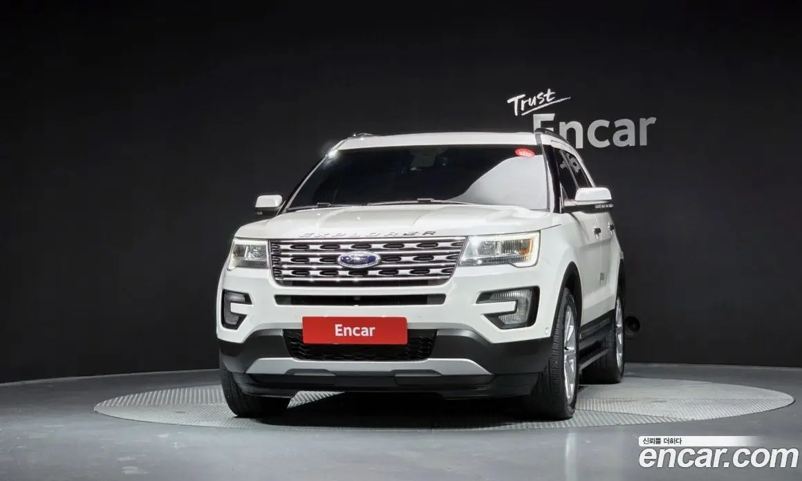 Ford Explorer 2017 3.5 автомат (гидро), фото 3