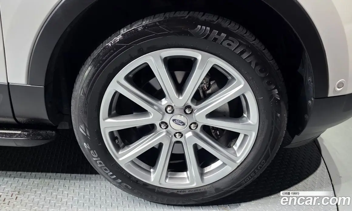 Ford Explorer 2017 3.5 автомат (гидро), фото 5
