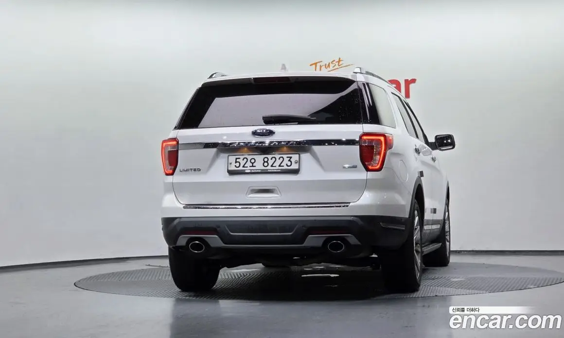 Ford Explorer 2018 2.3 автомат (гидро), фото 4