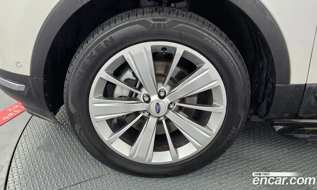 Ford Explorer 2018 2.3 автомат (гидро), миниатюра 5