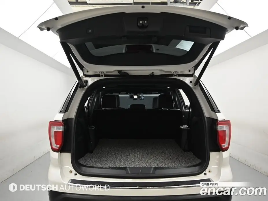 Ford Explorer 2018 2.3 автомат (гидро), фото 19