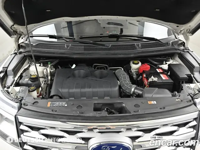 Ford Explorer 2018 2.3 автомат (гидро), миниатюра 6