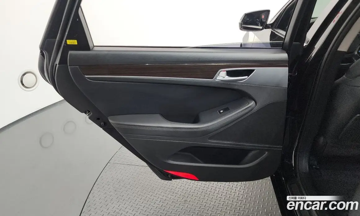 Genesis G80 2018 2.2 автомат (гидро), фото 15
