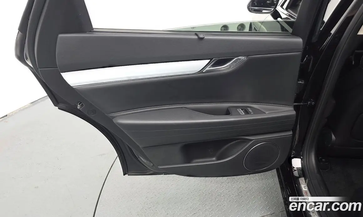 Genesis G80 2023 2.5 автомат (гидро), фото 15