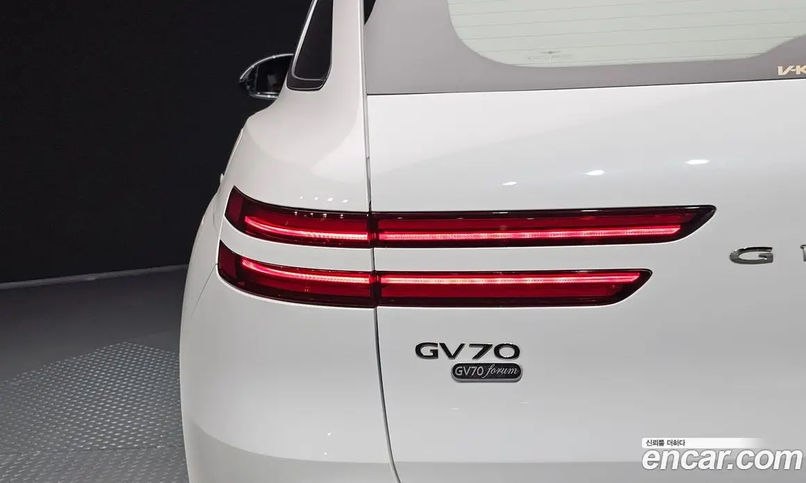Genesis GV70 2021 2.5 автомат (гидро), фото 9