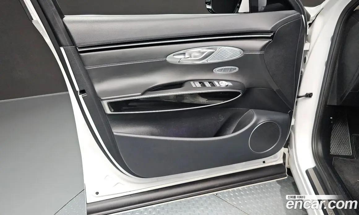 Genesis GV70 2021 2.5 автомат (гидро), фото 14