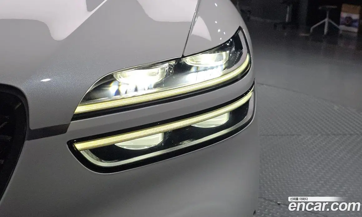 Genesis GV70 2021 2.5 автомат (гидро), фото 8