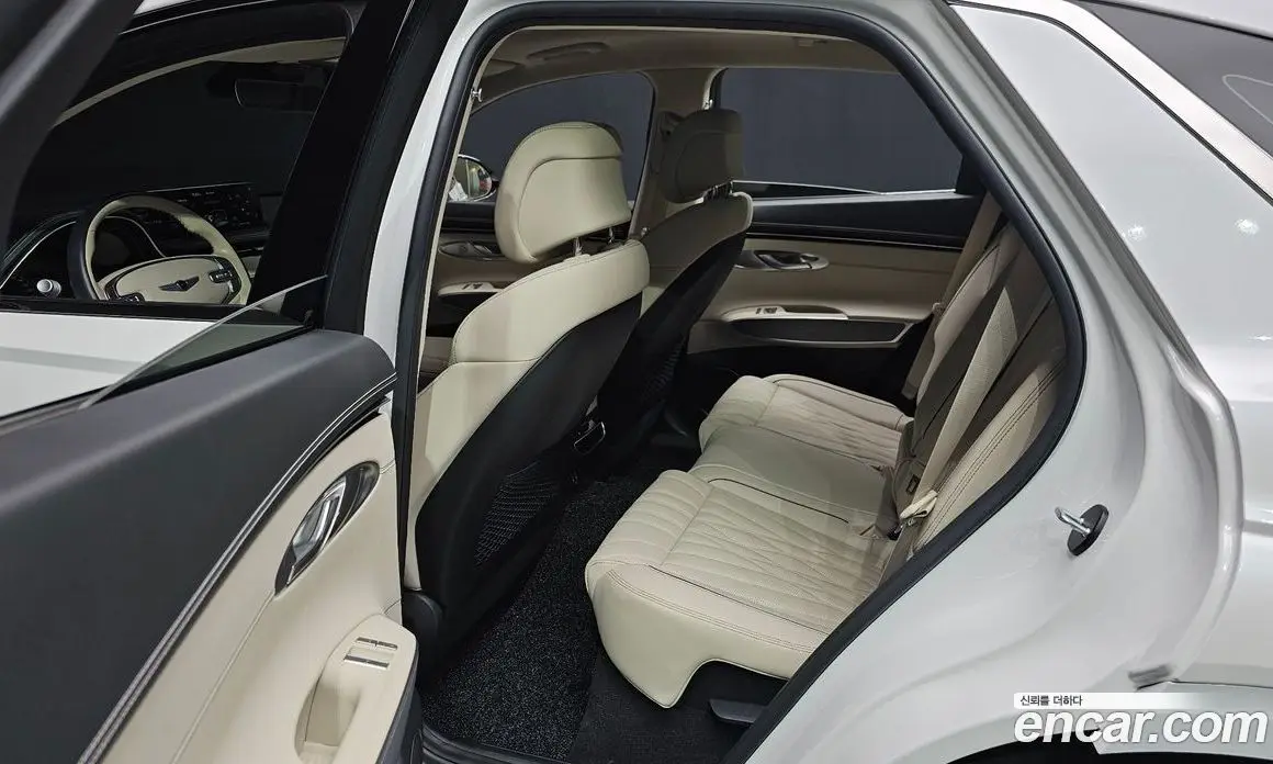 Genesis GV70 2022 2.5 автомат (гидро), фото 18