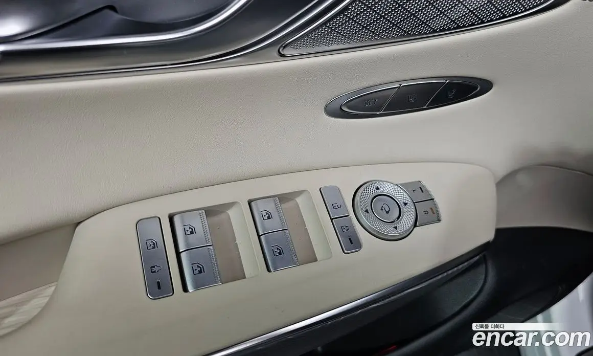 Genesis GV70 2022 2.5 автомат (гидро), фото 28