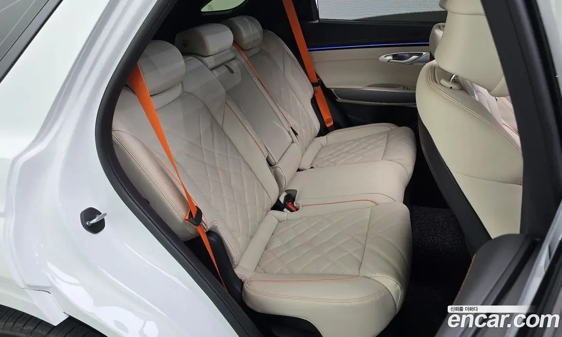 Genesis GV70 2025 2.5 автомат (гидро), фото 11