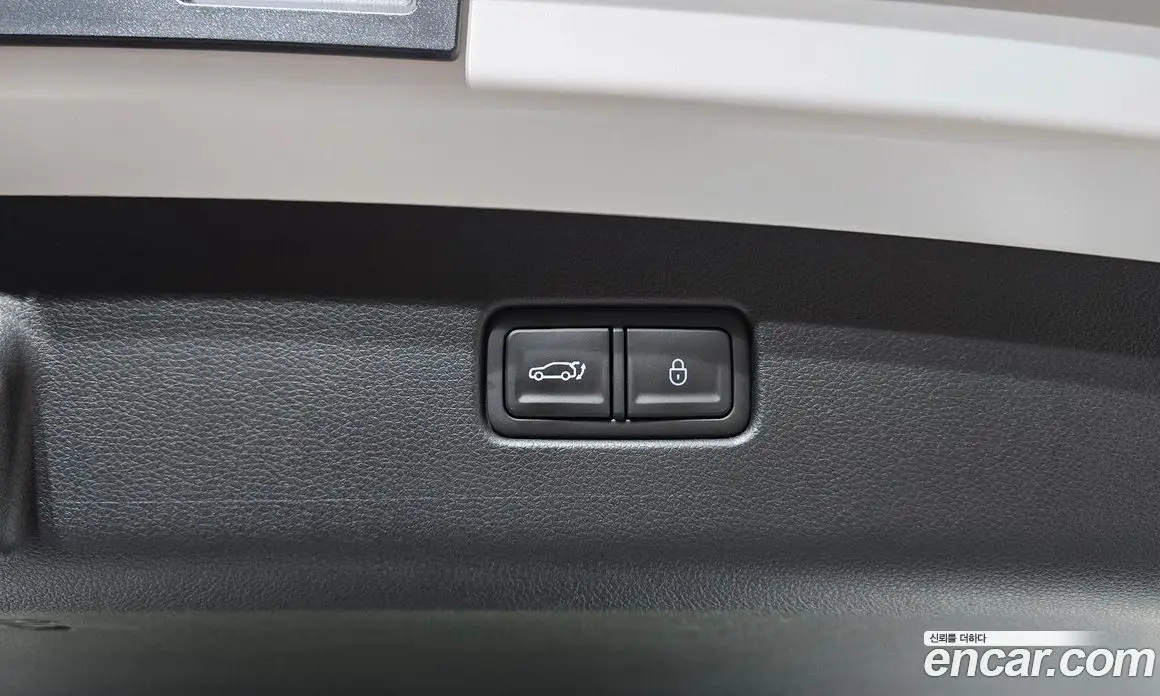 Genesis GV70 2025 2.5 автомат (гидро), фото 18