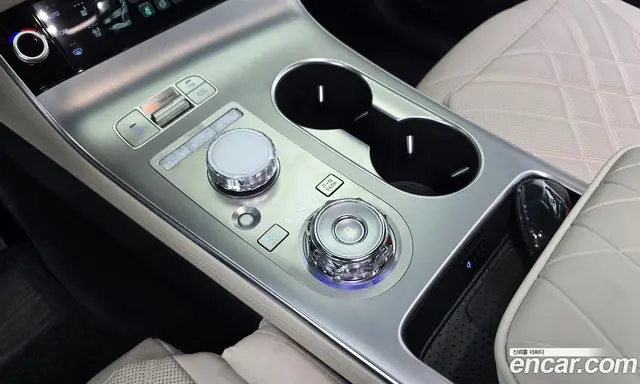 Genesis GV70 2025 2.5 автомат (гидро), миниатюра 9