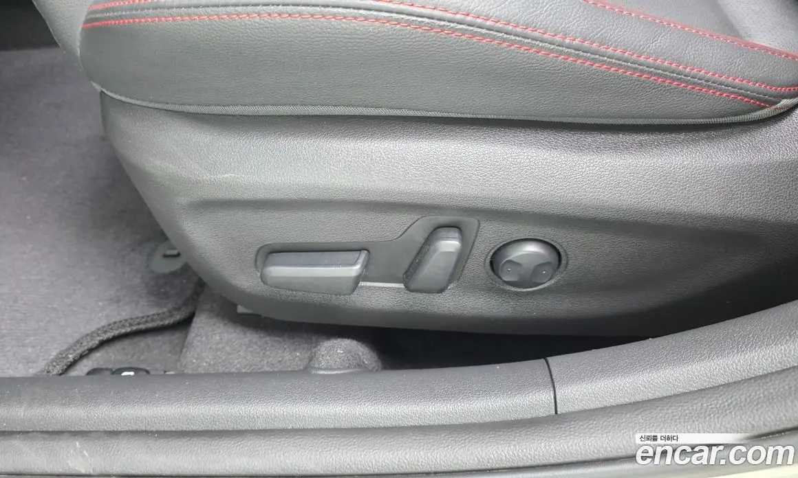 Hyundai Avante 2017 1.6 автомат (гидро), фото 31