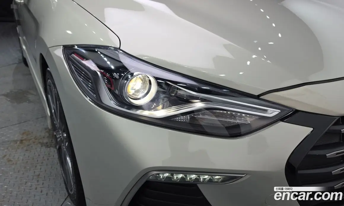 Hyundai Avante 2017 1.6 автомат (гидро), фото 8