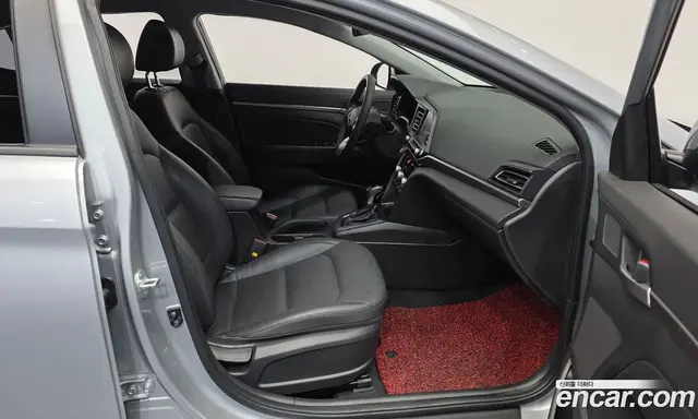 Hyundai Avante 2019 1.6 автомат (гидро), миниатюра 11 Hyundai Avante 2019 1.6 автомат (гидро), миниатюра 11