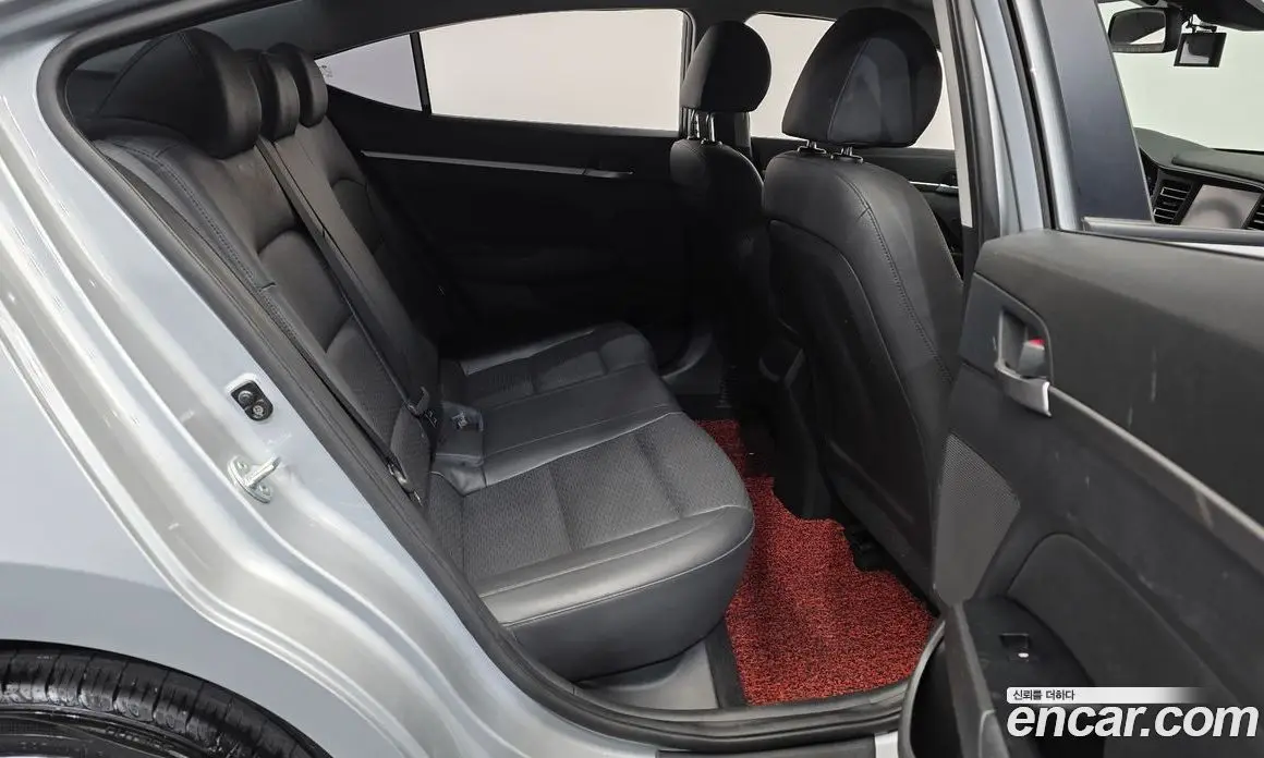 Hyundai Avante 2019 1.6 автомат (гидро), фото 12 Hyundai Avante 2019 1.6 автомат (гидро), фото 12