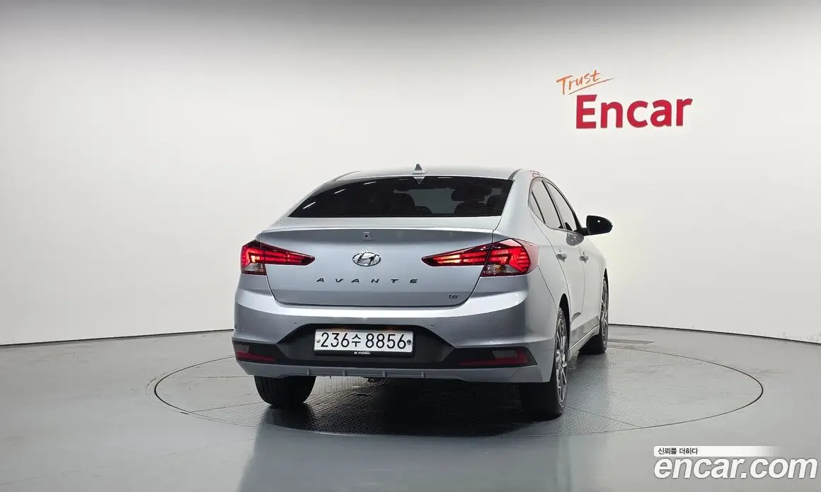 Hyundai Avante 2019 1.6 автомат (гидро), фото 4 Hyundai Avante 2019 1.6 автомат (гидро), фото 4