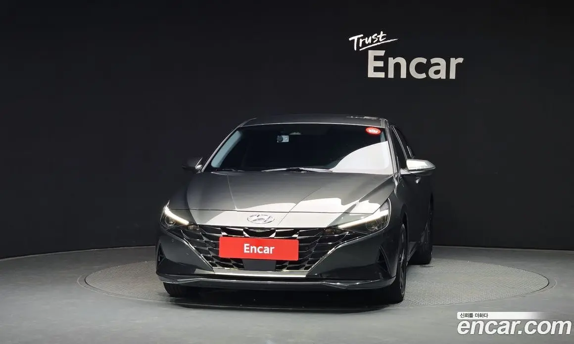 Hyundai Avante 2022 1.6 автомат (гидро), фото 3