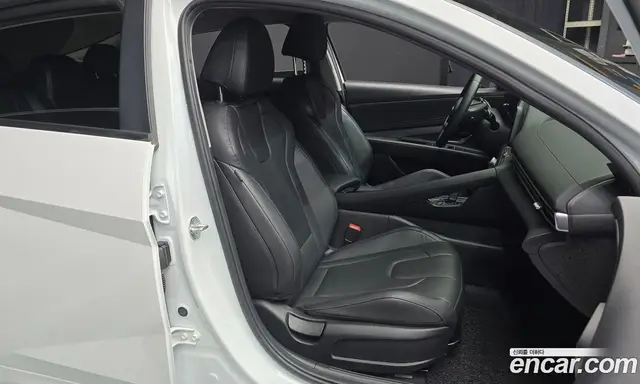 Hyundai Avante 2023 1.6 автомат (гидро), миниатюра 12