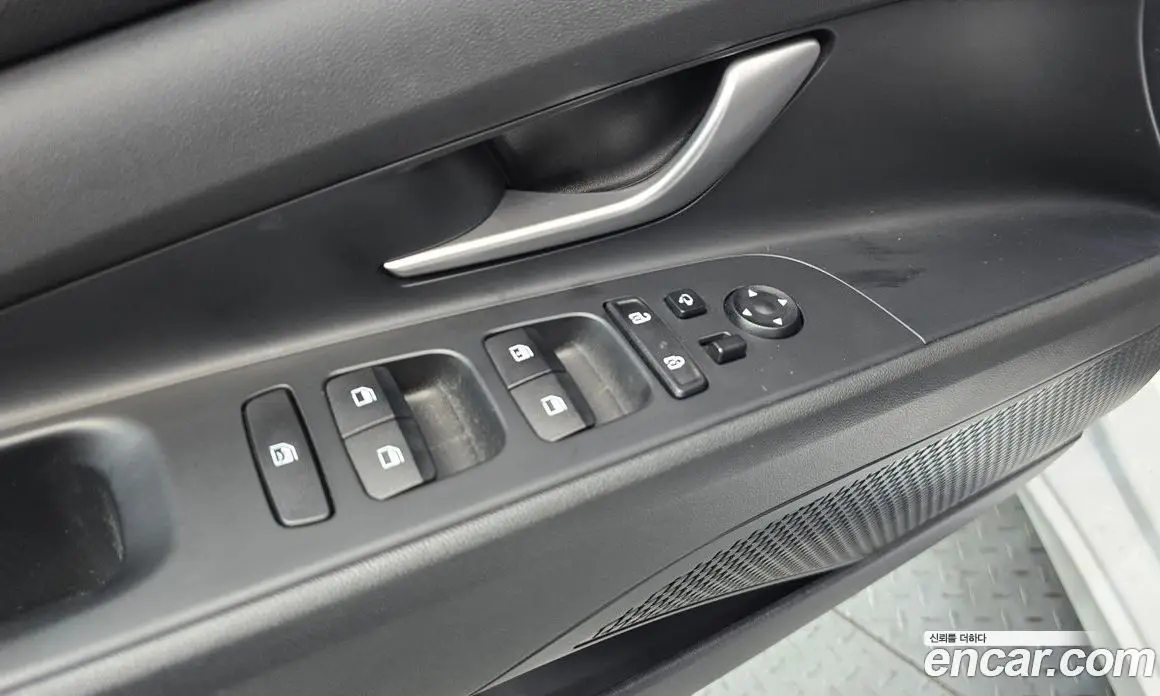Hyundai Avante 2023 1.6 автомат (гидро), фото 14