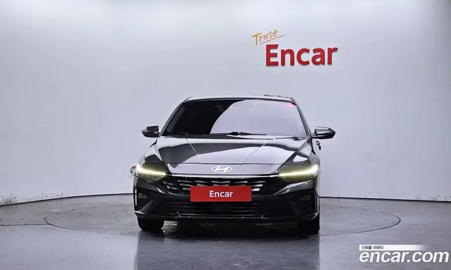 Hyundai Avante 2023 1.6 автомат (гидро), миниатюра 3