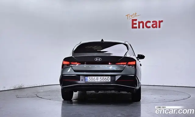 Hyundai Avante 2023 1.6 автомат (гидро), миниатюра 4