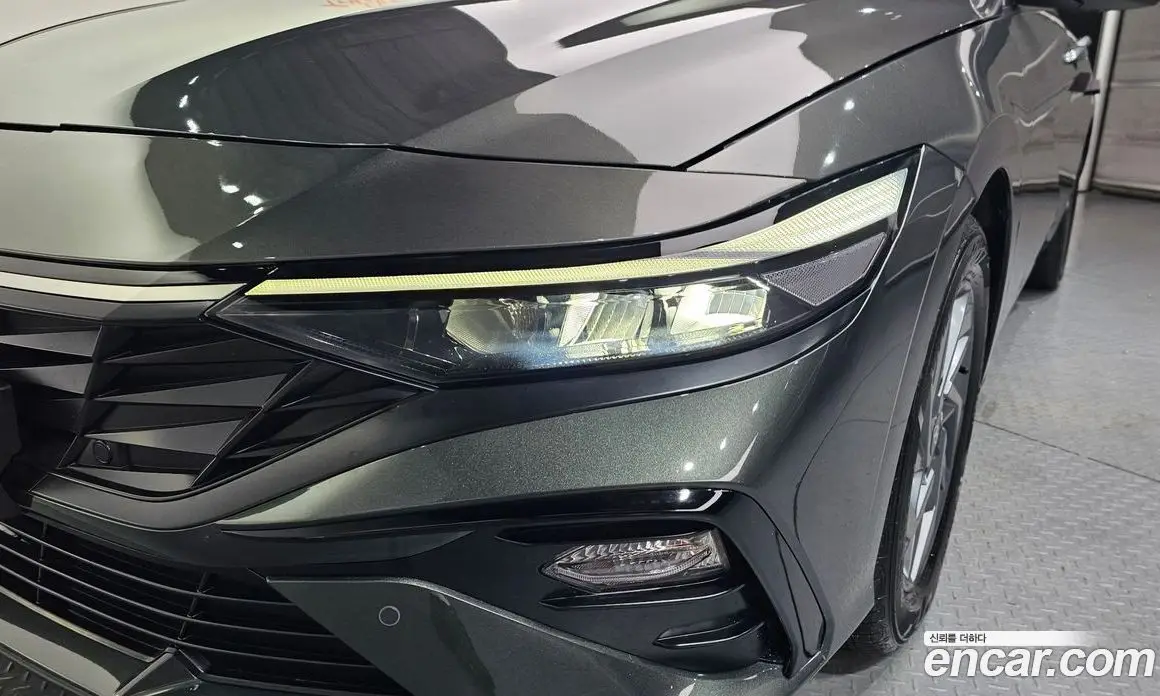 Hyundai Avante 2023 1.6 автомат (гидро), фото 8