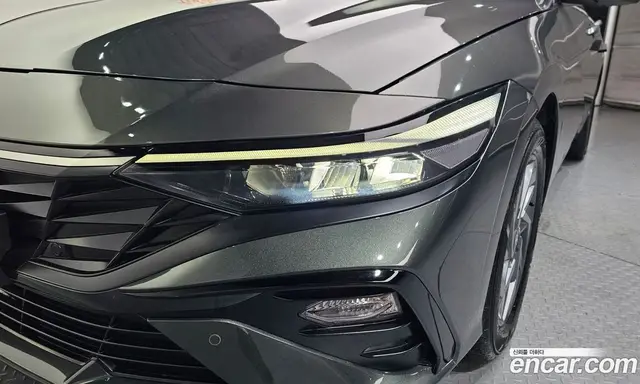 Hyundai Avante 2023 1.6 автомат (гидро), миниатюра 8
