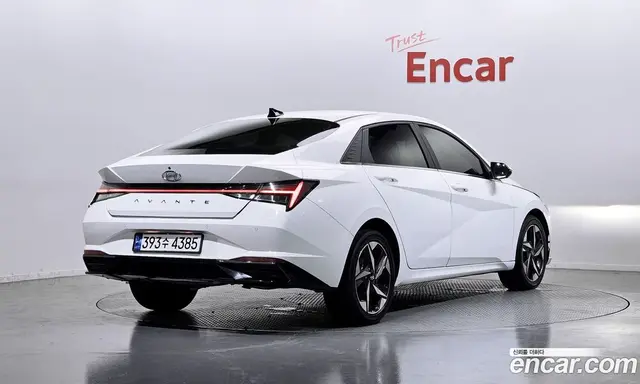 Hyundai Avante 2023 1.6 автомат (гидро), миниатюра 2