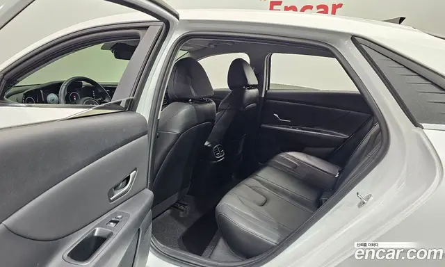 Hyundai Avante 2023 1.6 автомат (гидро), миниатюра 12
