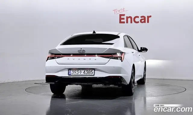 Hyundai Avante 2023 1.6 автомат (гидро), миниатюра 4