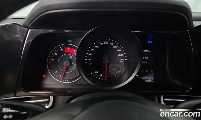 Hyundai Avante 2023 1.6 автомат (гидро), миниатюра 11