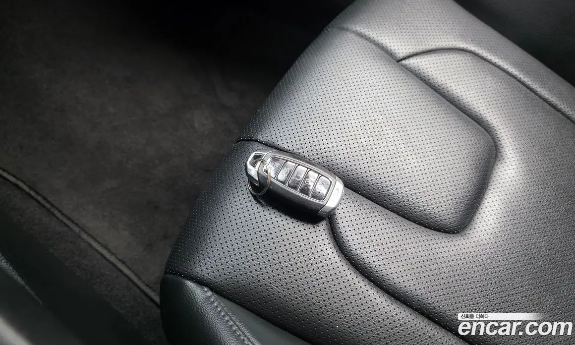 Hyundai Avante 2023 1.6 автомат (гидро), фото 30