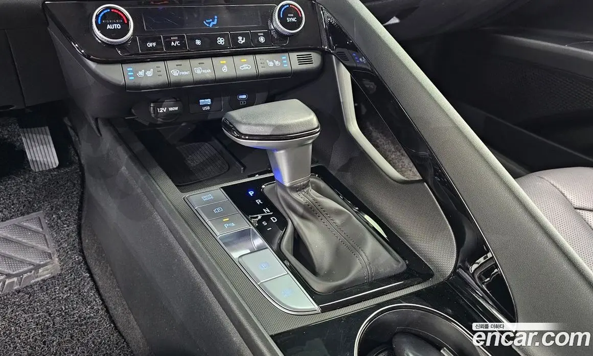 Hyundai Avante 2025 1.6 автомат (гидро), фото 12