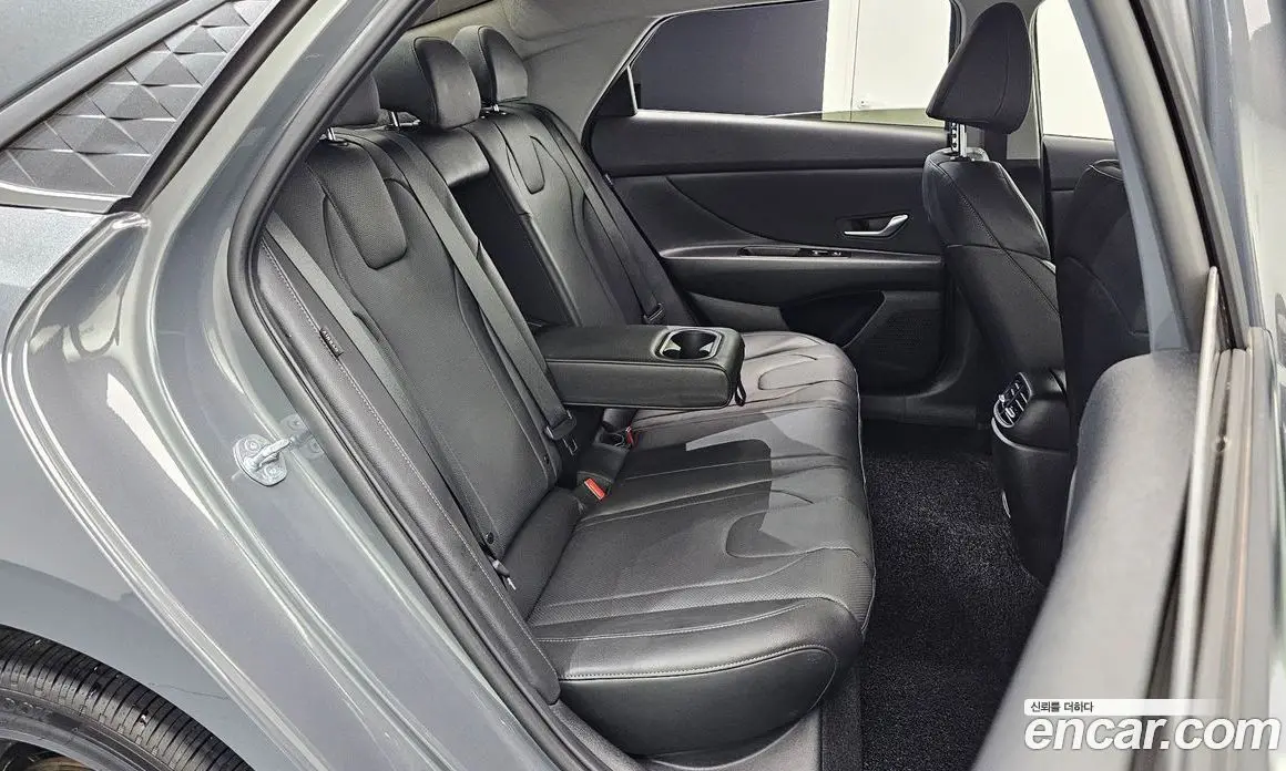 Hyundai Avante 2025 1.6 автомат (гидро), фото 17