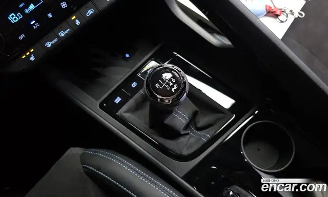 Hyundai Avante 2025 2.0 механика, миниатюра 11