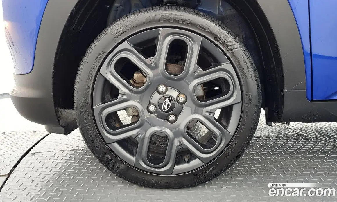 Hyundai Casper 2023 1.0 автомат (гидро), фото 5