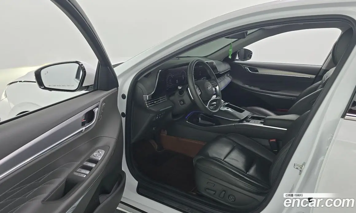 Hyundai Grandeur 2020 2.5 автомат (гидро), фото 13