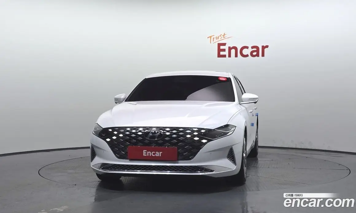 Hyundai Grandeur 2020 2.5 автомат (гидро), фото 3