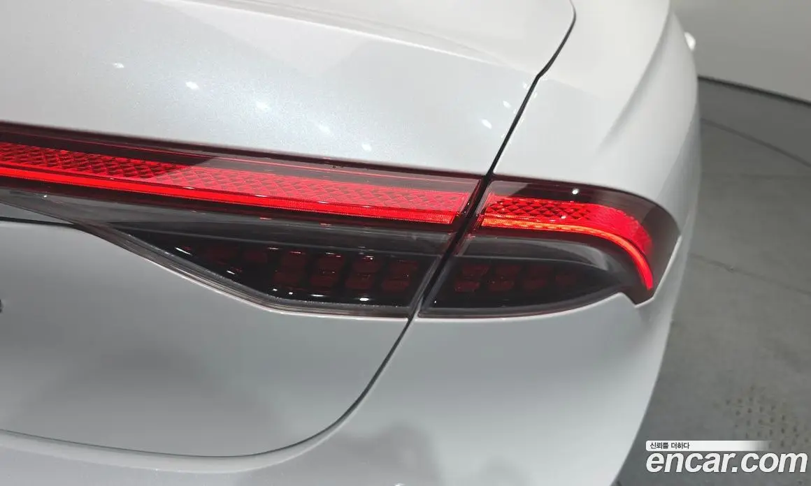 Hyundai Grandeur 2020 2.5 автомат (гидро), фото 9