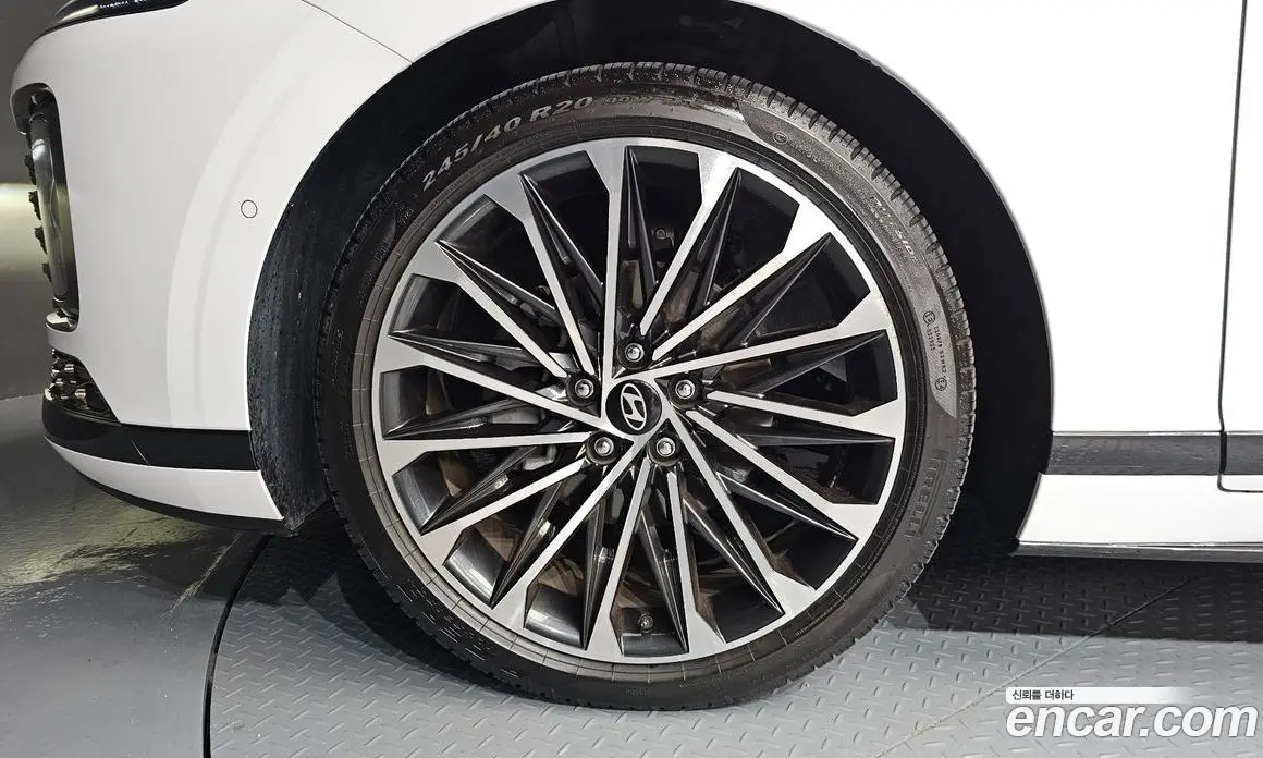 Hyundai Grandeur 2024 1.6 автомат (гидро), фото 5