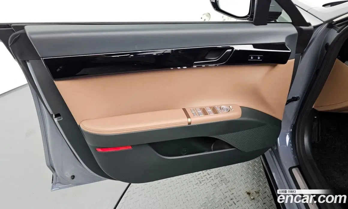 Hyundai Grandeur 2025 1.6 автомат (гидро), фото 14