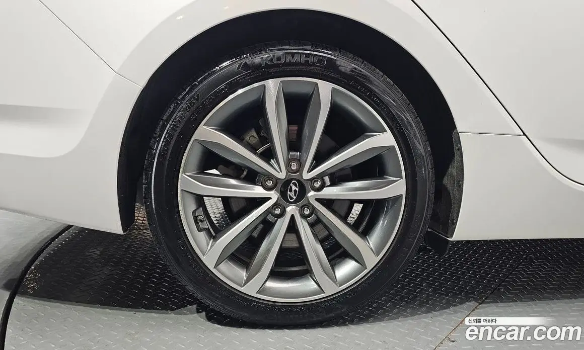 Hyundai i40 2015 2.0 автомат (гидро), фото 5