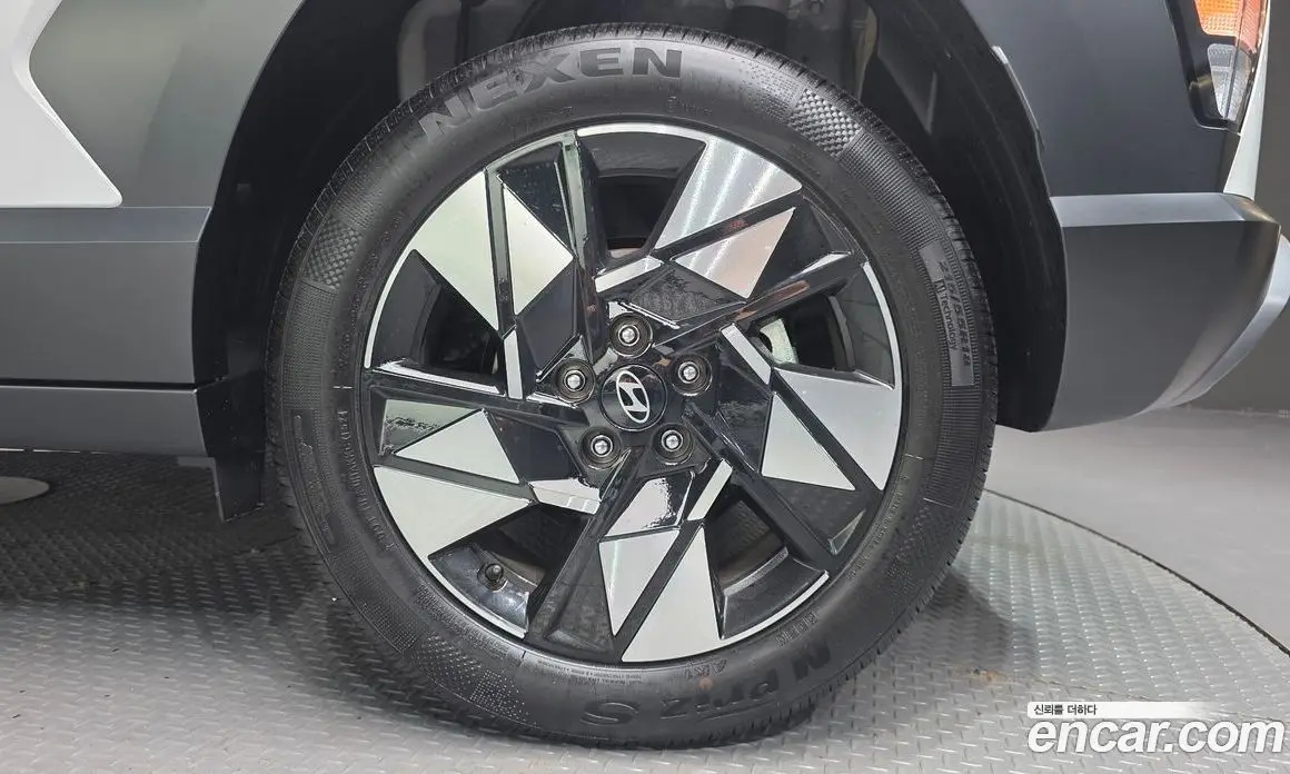 Hyundai Kona 2024 2.0 автомат (гидро), фото 7