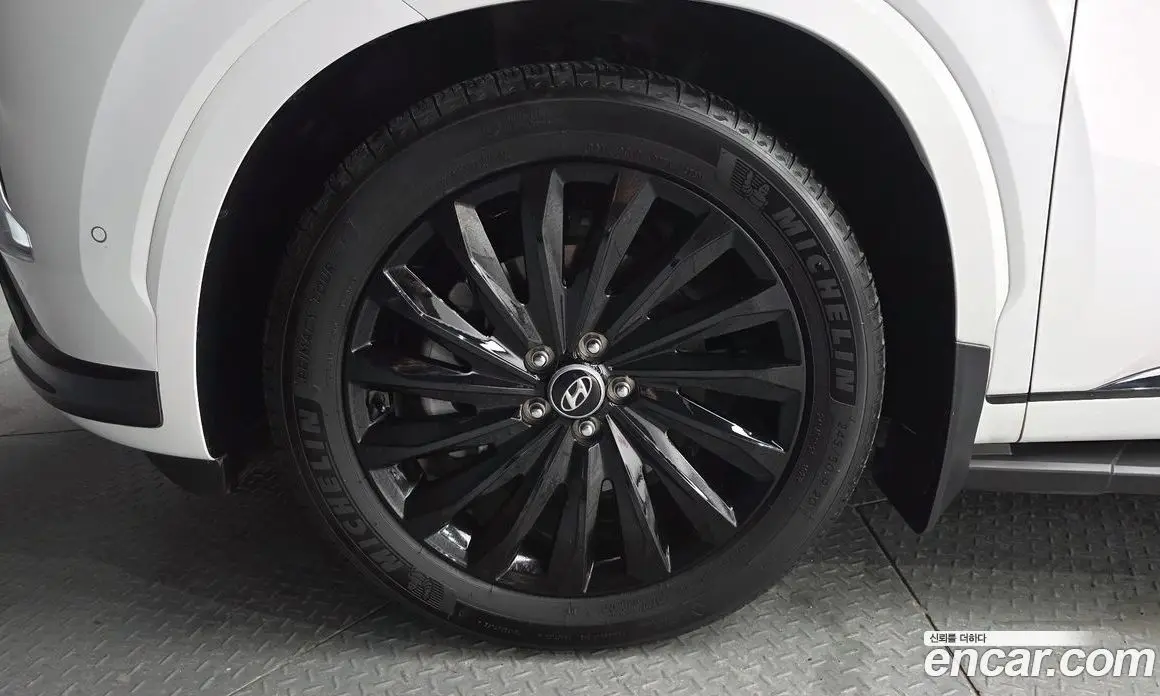Hyundai Palisade 2023 3.8 автомат (гидро), фото 5